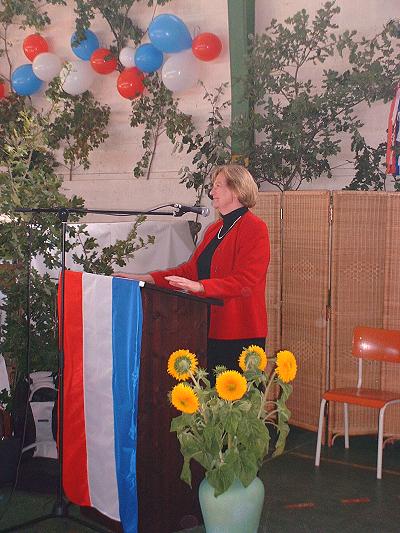 Bürgermeisterin Lisa Patzker während der Begrüßung der Gäste
