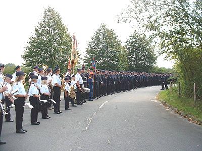 Amtswehrfest 2006 in Möhnsen - Antreten der Wehren