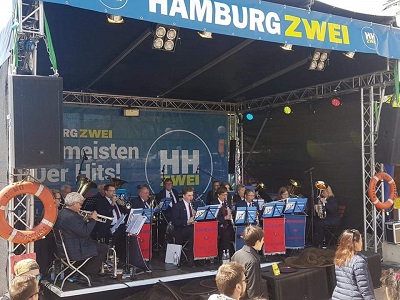 Möhsener Musikanten auf dem Hamburger Hafengeburtstag