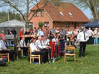 Maibaumfest in Siebeneichen mit dem Musikzug Möhnsen