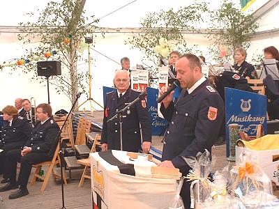 Frank Förster - Musikerfest 2005 in Güster - durch Anklicken Bild vergrößern