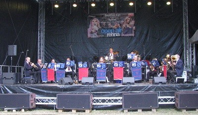 Möhnsener Musikanten beim Dorffest in Selmsdorf